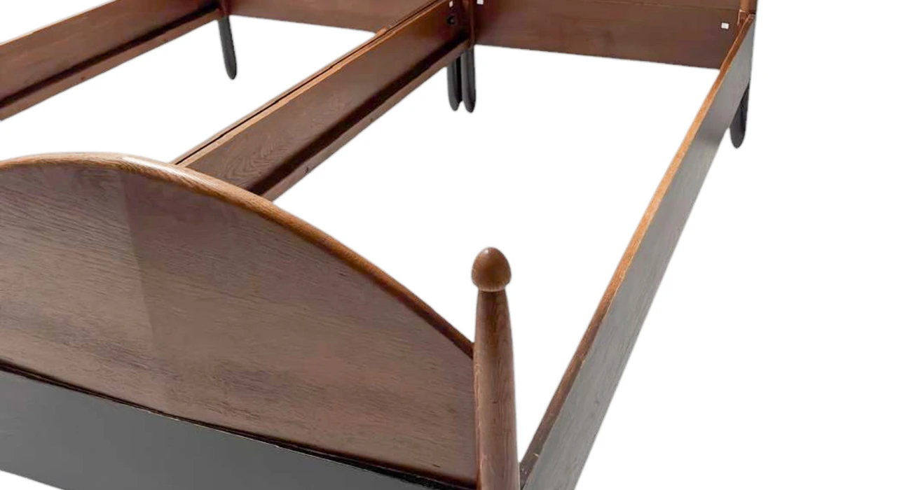 Willem Penaat Art Deco Amsterdamse School Twin Beds for Metz & Co., 1920s